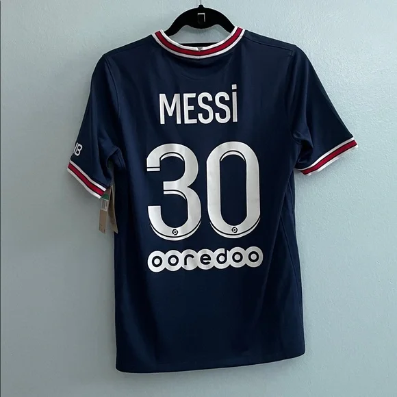 Paris Saint Germain 21/22 Messi Jersey - Picture 2 of 5
